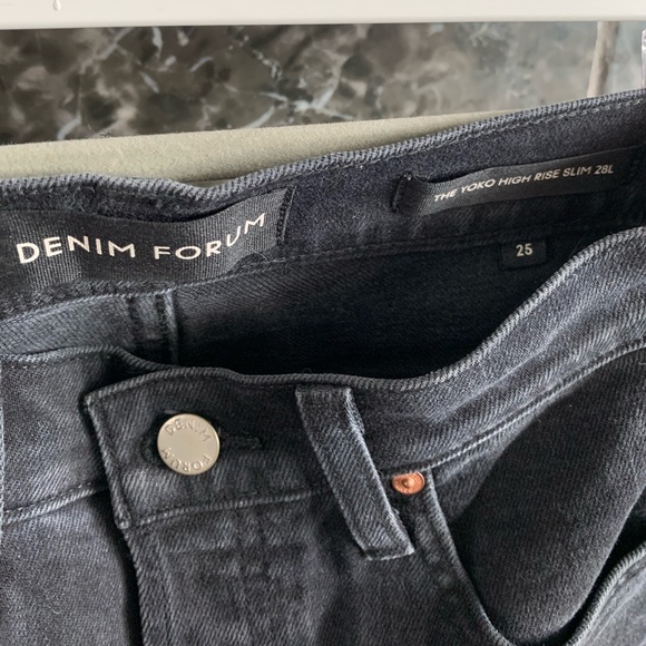 Aritzia Denim Forum “The Yoko High Rise Slim” jeans size 25 in washed black - Picture 7 of 8